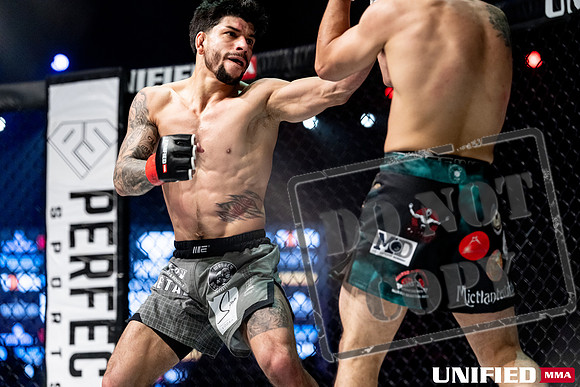 Tony Rojas vs. J. Gutierrez-0122
