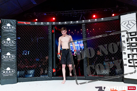 Gabriel Brown 2-0 vs Isaiah Metituk -0050