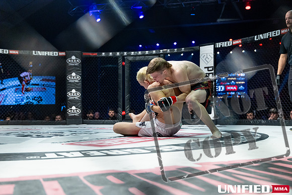 Gabriel Brown 2-0 vs Isaiah Metituk -0080