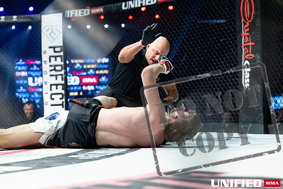 Gabriel Brown 2-0 vs Isaiah Metituk -0090