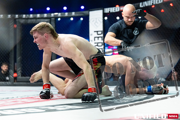 Gabriel Brown 2-0 vs Isaiah Metituk -0092