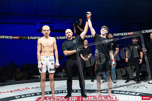 Gabriel Brown 2-0 vs Isaiah Metituk -0108