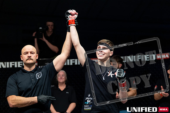 Gabriel Brown 2-0 vs Isaiah Metituk -0113