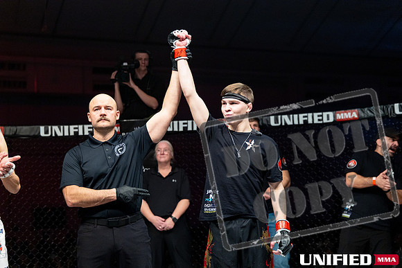 Gabriel Brown 2-0 vs Isaiah Metituk -0114