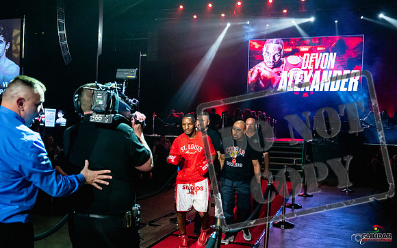 Devon Alexander vs Vlad Panin-0011