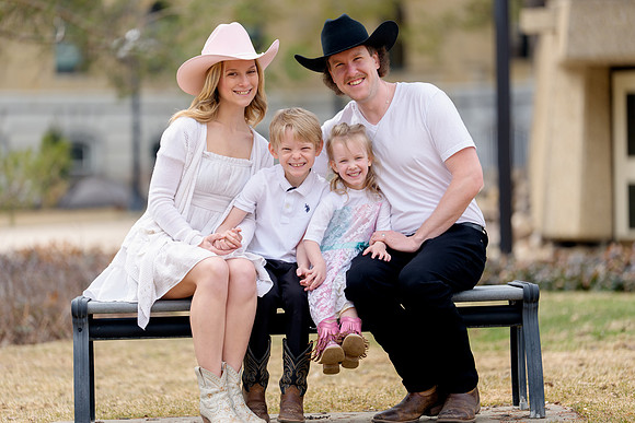 Chad + Alanis Family pictures Apr 19 2026-0018