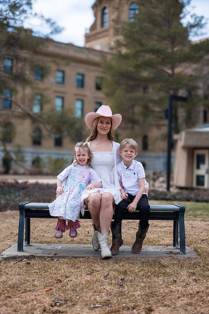 Chad + Alanis Family pictures Apr 19 2026-0027