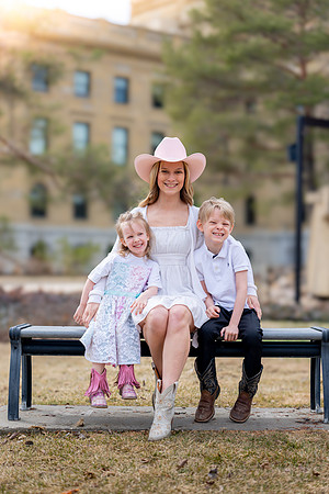 Chad + Alanis Family pictures Apr 19 2026-0029