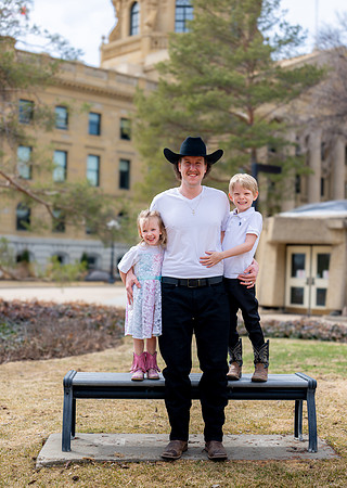 Chad + Alanis Family pictures Apr 19 2026-0052