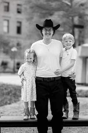 Chad + Alanis Family pictures Apr 19 2026-0054