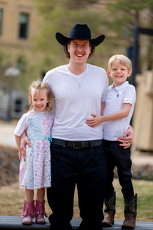 Chad + Alanis Family pictures Apr 19 2026-0056
