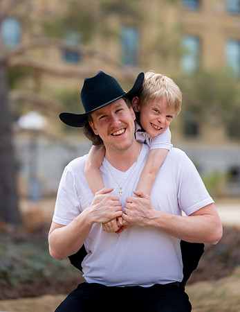 Chad + Alanis Family pictures Apr 19 2026-0067