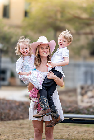 Chad + Alanis Family pictures Apr 19 2026-0126