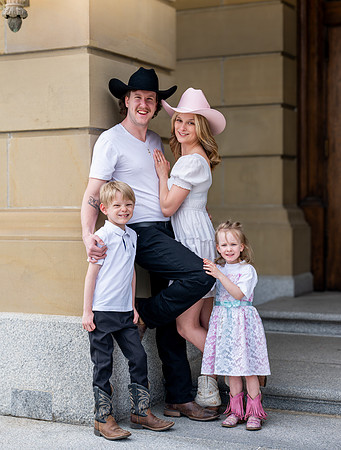 Chad + Alanis Family pictures Apr 19 2026-0148