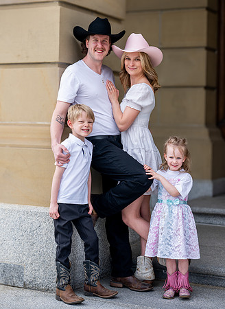 Chad + Alanis Family pictures Apr 19 2026-0149