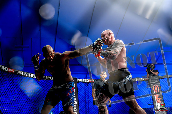 Jake Craig vs Don'Tale Mayes-0090