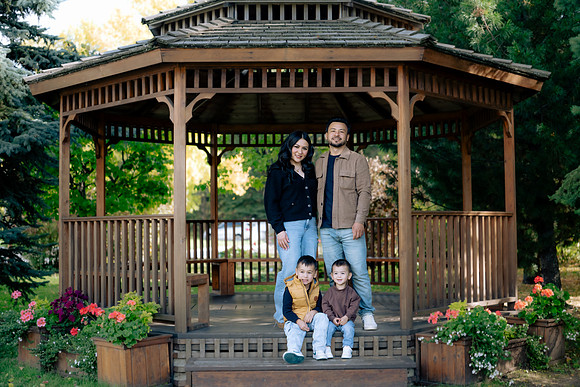 Bezhan Ayam Family Pictures Sep 27 2026-0020