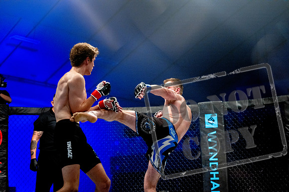 TODD BIRD VS. QUYNN MAISONNEUVE-0115