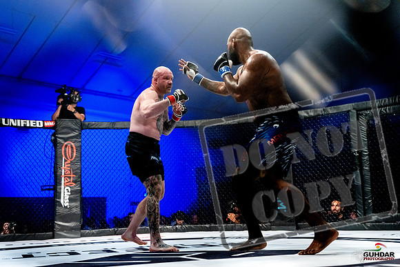 Jake Craig vs Don'Tale Mayes-0081