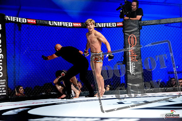 Edwyn Petrea vs. Shodmon Pirimsoev-0110