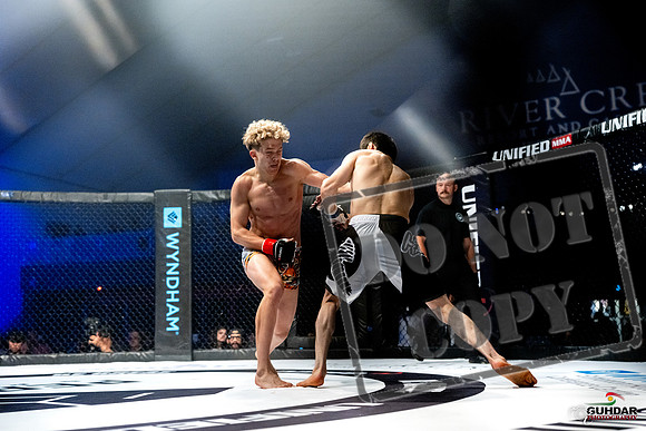 Edwyn Petrea vs. Shodmon Pirimsoev-0101