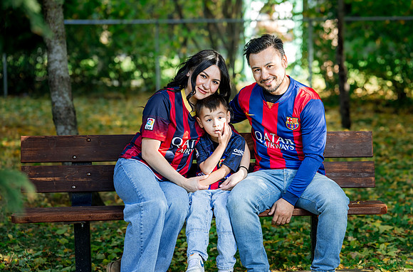 Bezhan Ayam Family Pictures Sep 27 2026-0371