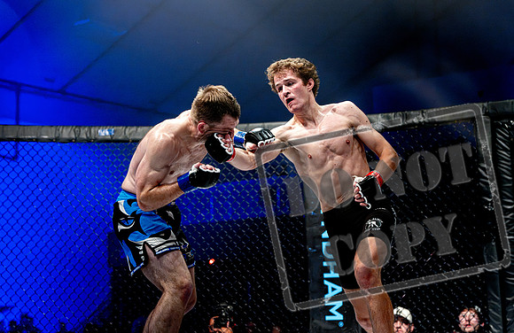 TODD BIRD VS. QUYNN MAISONNEUVE-0121