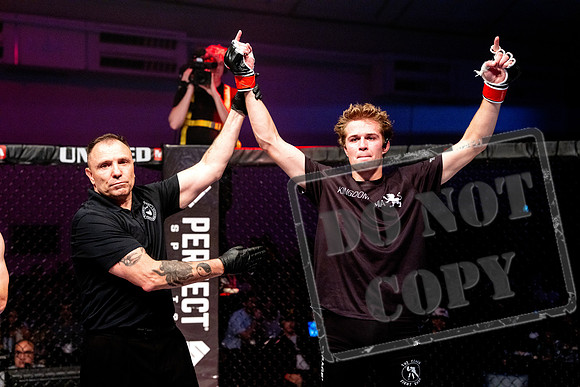 TODD BIRD VS. QUYNN MAISONNEUVE-0150