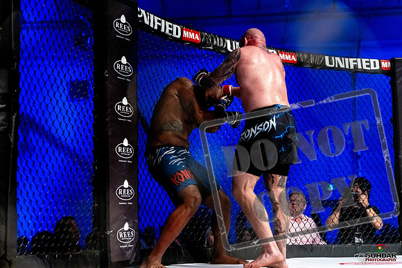 Jake Craig vs Don'Tale Mayes-0103