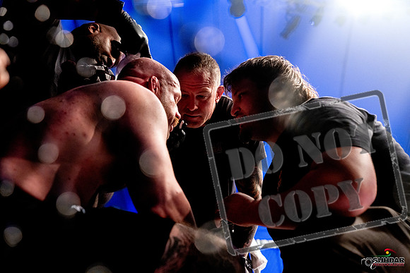 Jake Craig vs Don'Tale Mayes-0059