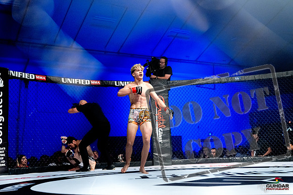 Edwyn Petrea vs. Shodmon Pirimsoev-0111