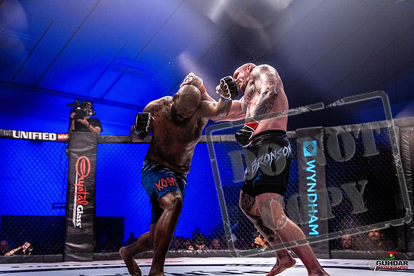 Jake Craig vs Don'Tale Mayes-0116