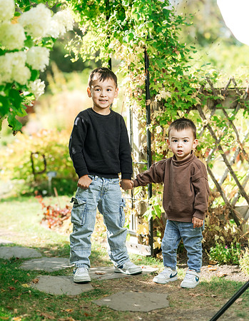 Bezhan Ayam Family Pictures Sep 27 2026-0132