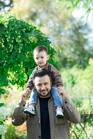 Bezhan Ayam Family Pictures Sep 27 2026-0148