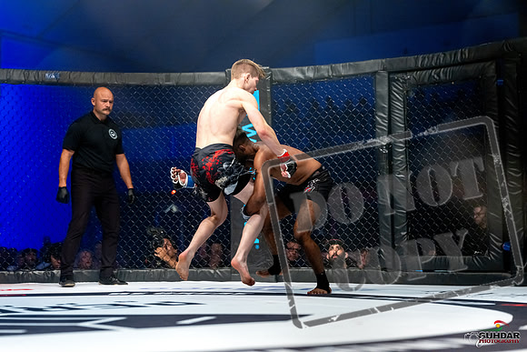 GABRIEL BROWN-VS-SAJID RAIHAN-0088
