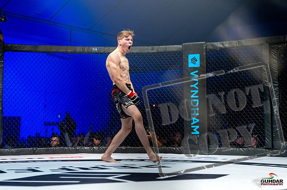 GABRIEL BROWN-VS-SAJID RAIHAN-0101