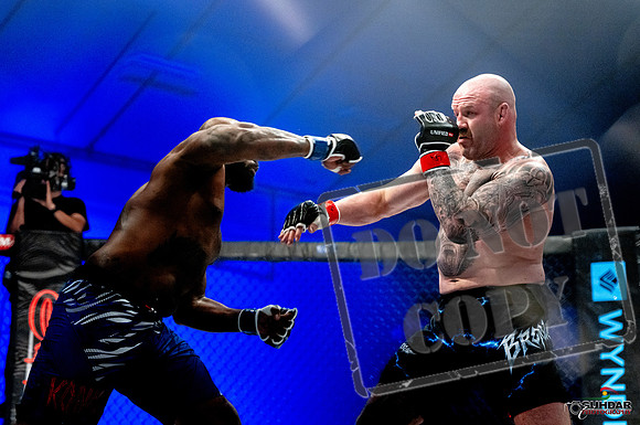 Jake Craig vs Don'Tale Mayes-0063