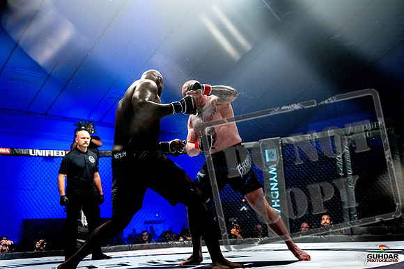 Jake Craig vs Don'Tale Mayes-0115