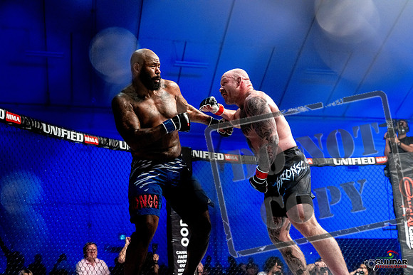 Jake Craig vs Don'Tale Mayes-0098