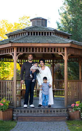 Andrew Cheyne Family Pictures Sep 27 2026-0003