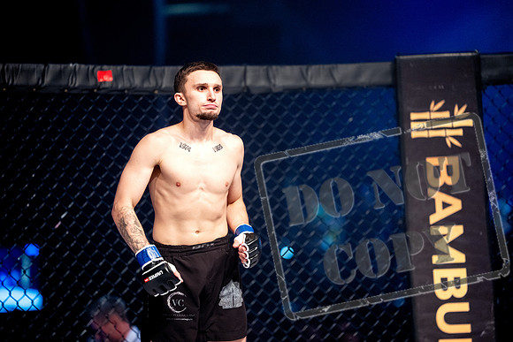 TRAN LE VS. ANTON SITALO-0007