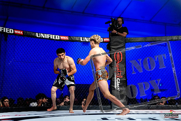 Edwyn Petrea vs. Shodmon Pirimsoev-0107