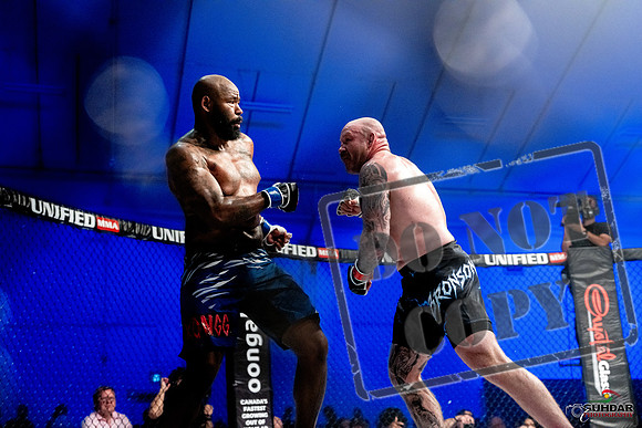Jake Craig vs Don'Tale Mayes-0097