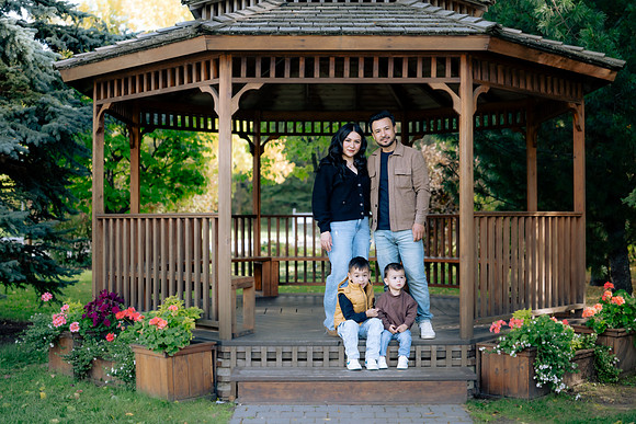 Bezhan Ayam Family Pictures Sep 27 2026-0019