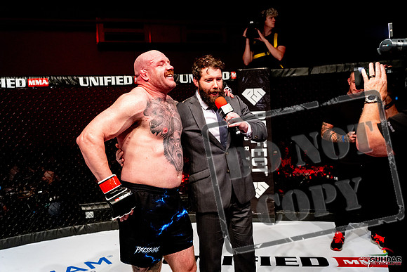 Jake Craig vs Don'Tale Mayes-0141
