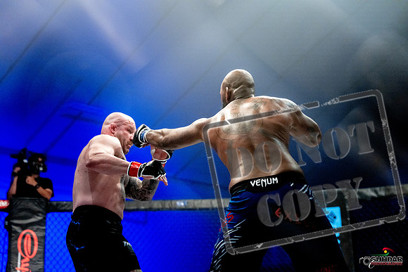 Jake Craig vs Don'Tale Mayes-0065