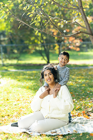 Andrew Cheyne Family Pictures Sep 27 2026-0186