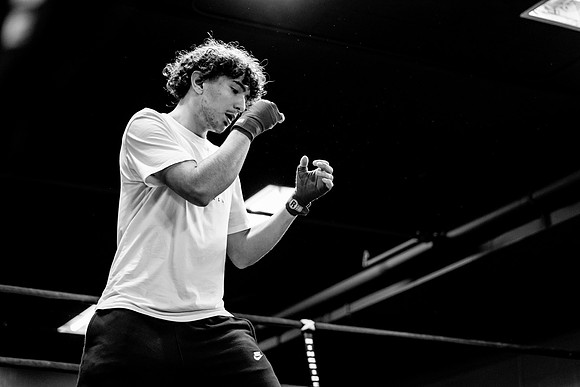 Cougar boxing-0033