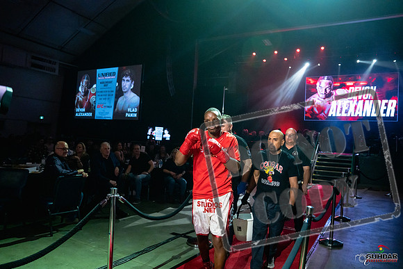 Devon Alexander vs Vlad Panin-0013