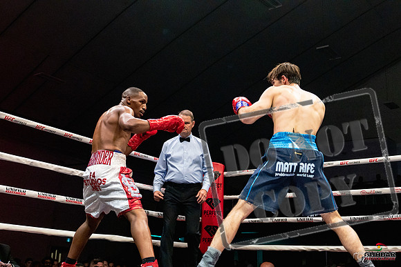 Devon Alexander vs Vlad Panin-0049